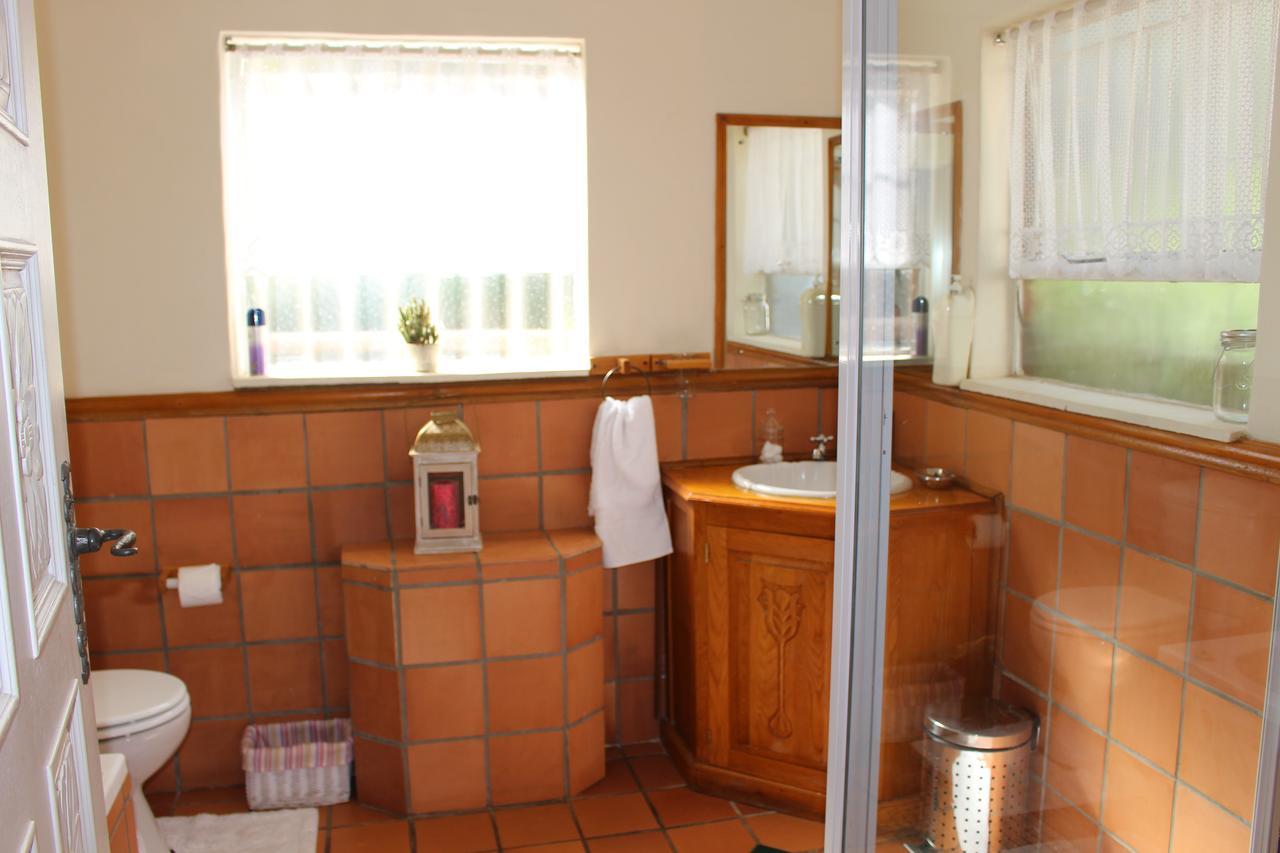 Chez Esme Guest House Roodepoort Ngoại thất bức ảnh